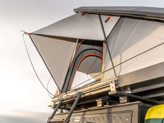 Alu-cab Gen3-R side rain cover