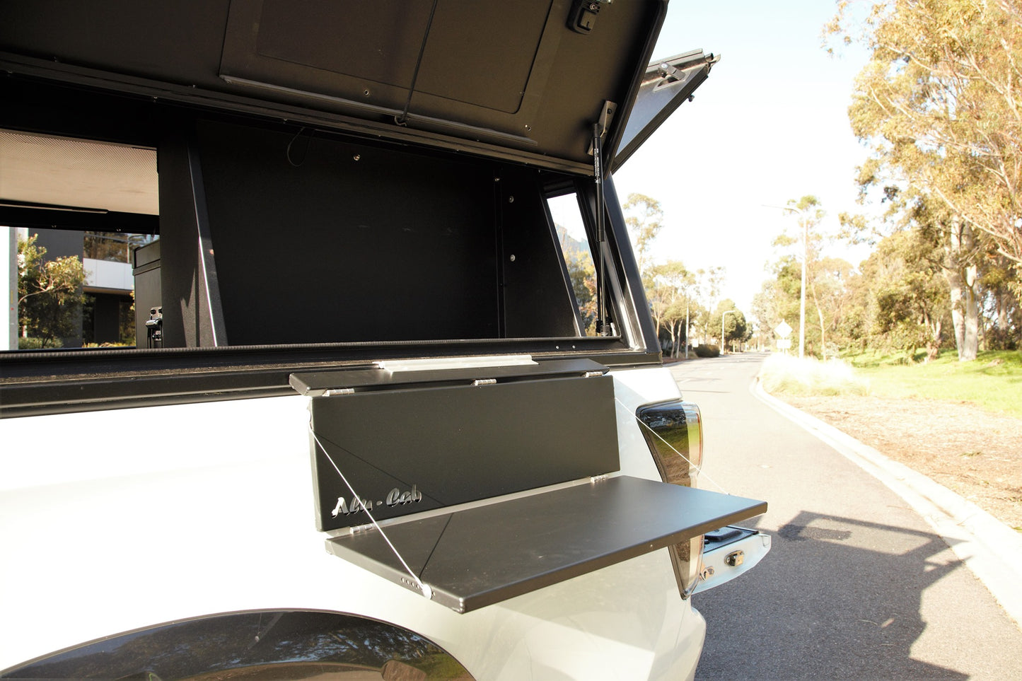Alu-cab Side-Slide Prep Table